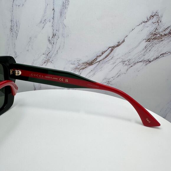 STYLISH New GUCCI Sunglasses Black Gold 3D Metal Logo Square Red Green Web Arms main image 5